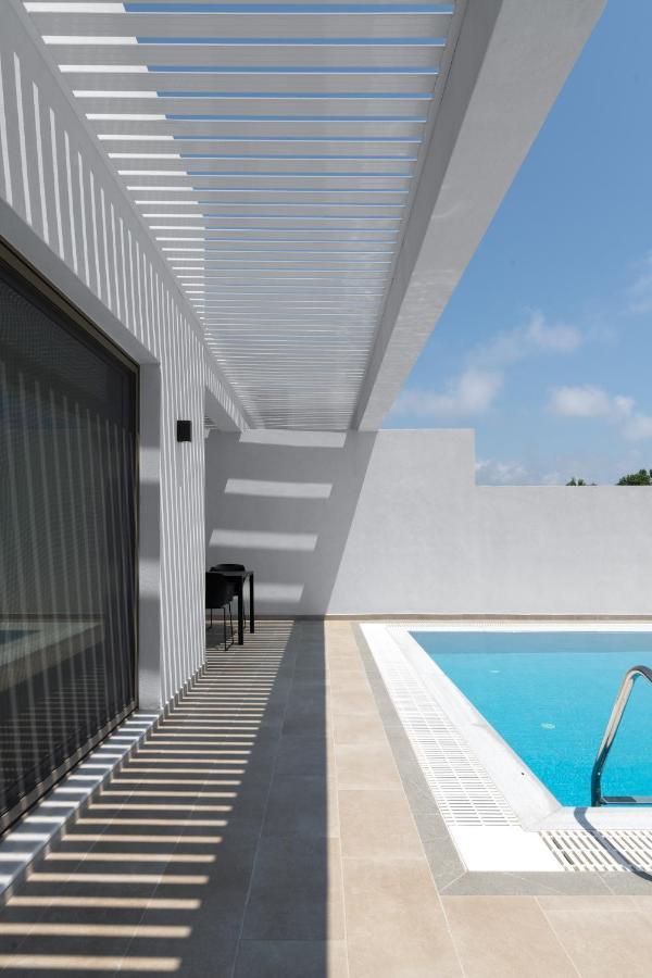 Armonia Suites Gennadi Exterior foto