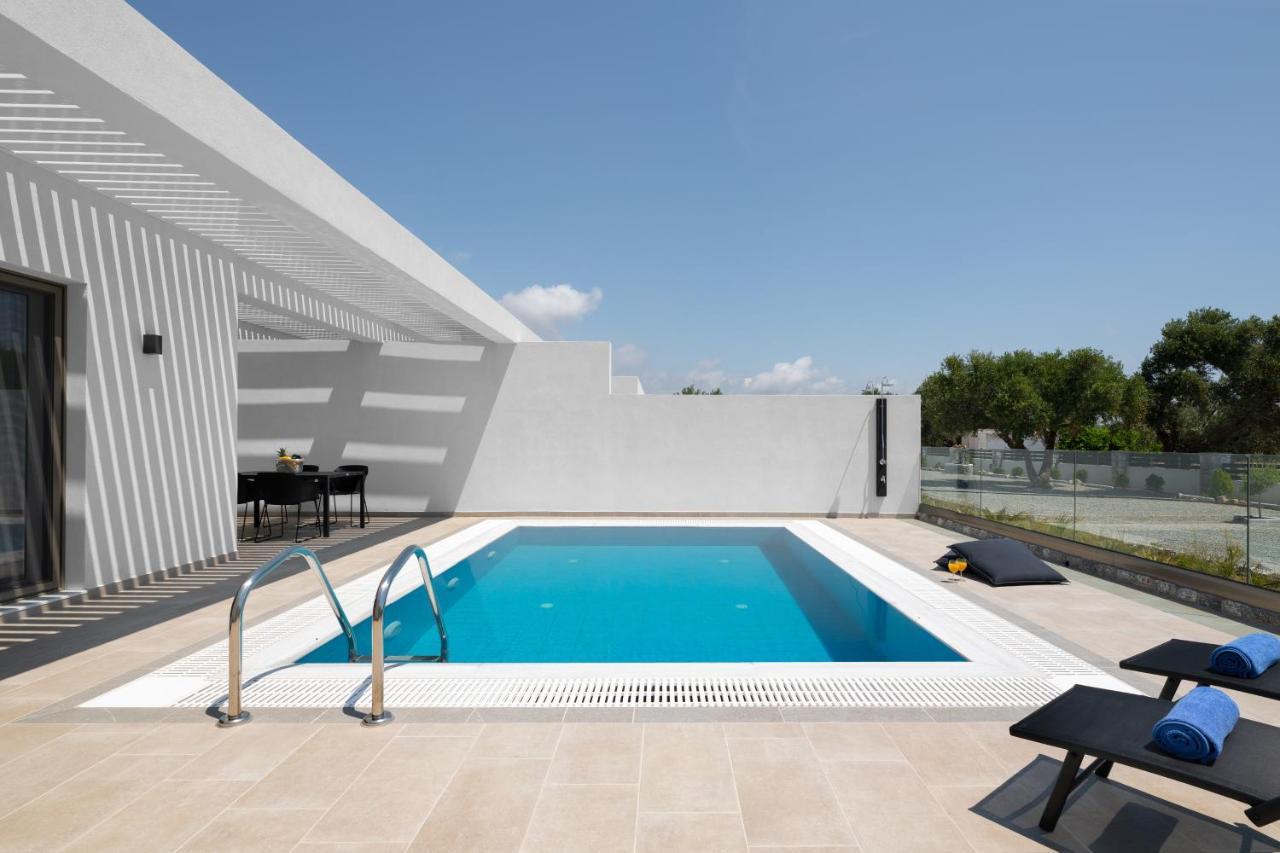 Armonia Suites Gennadi Exterior foto